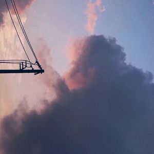 偷拍农村沟厕浓毛
